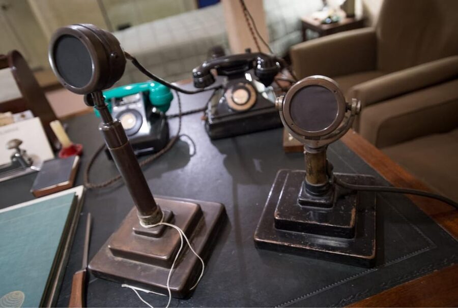 London: Churchill War Rooms Ticket & Political London Audio - What You Will Walk Through Inside the Churchill War Rooms