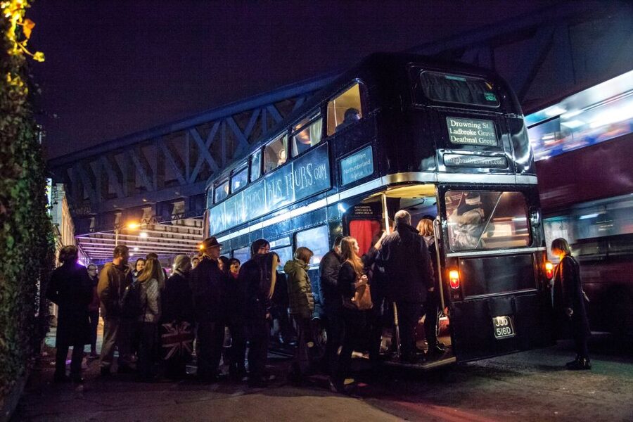 London: Comedy Horror Ghost Tour on a Bus - How the comedy-horror mix actually feels during the hour