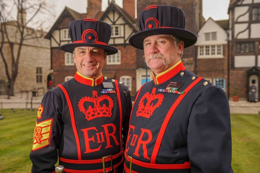 London: Crown Jewels Tour with River Cruise - A Four Hour Crown Jewels and Thames Cruise Plan That Actually Fits