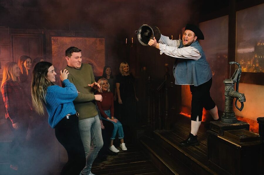 London: Entry Ticket to London Dungeon - What the actors and 360-degree sets change for your experience