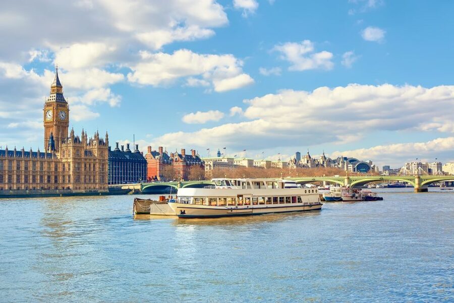 London: Full-Day Sightseeing Bus Tour with River Cruise - Key Points Worth Planning Around