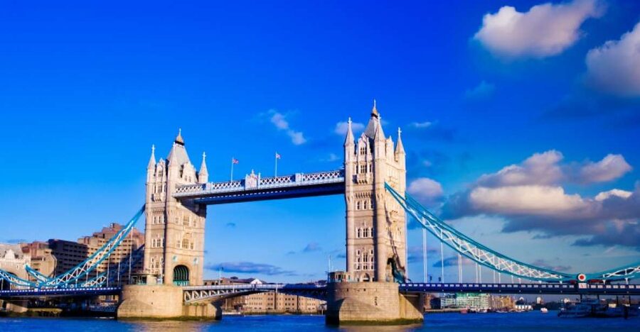 London Full-Day Tour by Black Cab - Why a private black cab day tour makes sense in London