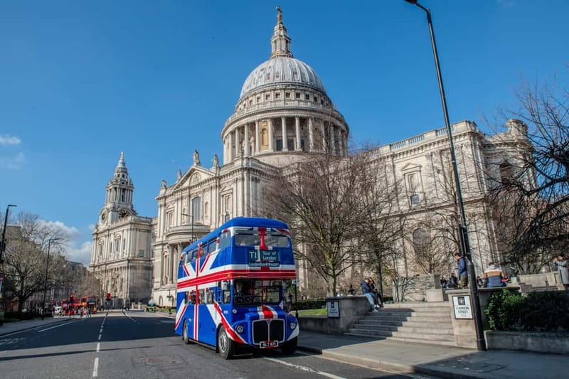London: Great British Afternoon Tea Bus Tour - Afternoon tea on wheels: what you actually get and what to try first
