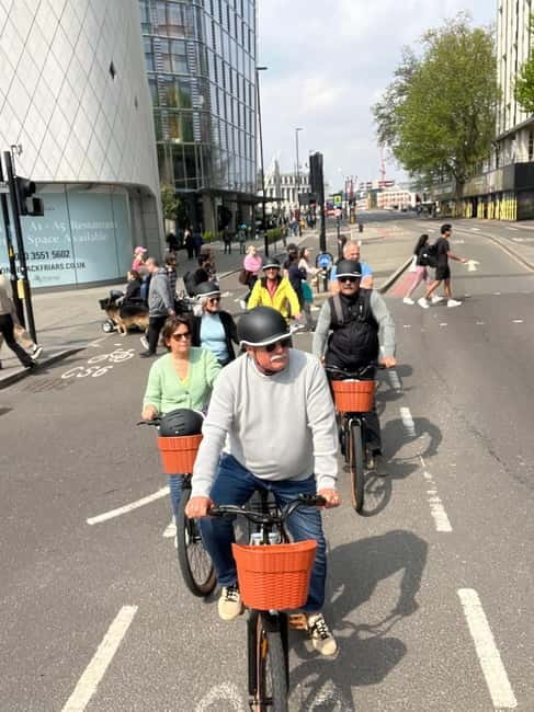 London: Guided E-bike Tour - Westminster Abbey, Parliament, and Big Ben: The Classic London Stack