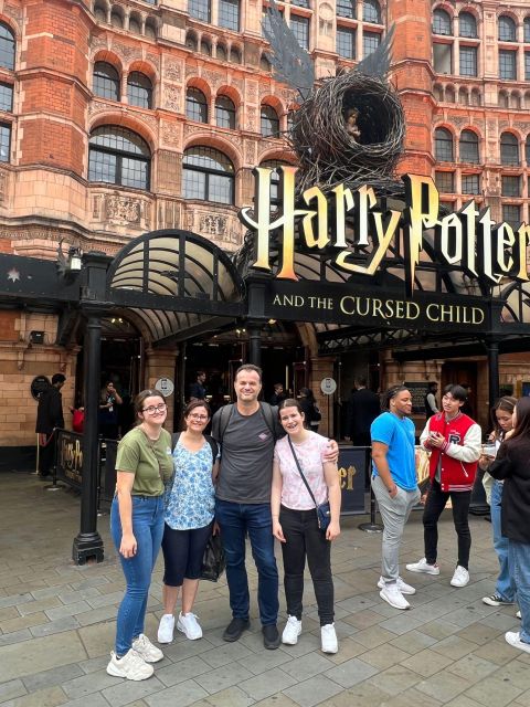 London: Guided Harry Potter Tour - Trafalgar Square and the Shakespeare stop: London’s old theatres meet Potter