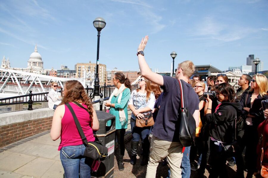 London: Guided Harry Potter Tour - How punctuality shapes the experience in London