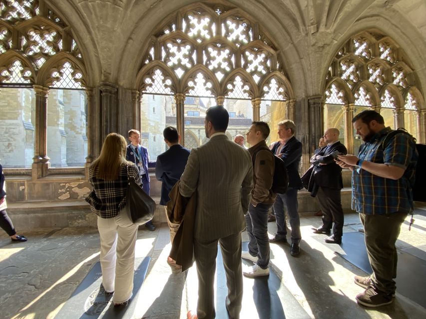 London: Guided Westminster Abbey Tour and Refreshments - The moments you’ll actually connect to the stone