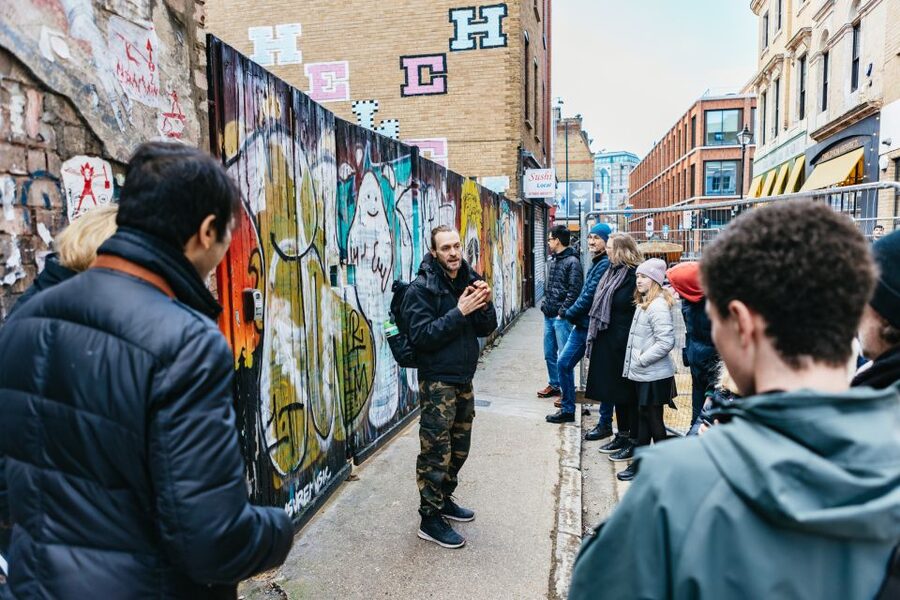 London: Half-Day Street Art Tour and Workshop - Tutors, materials, and what you are really learning