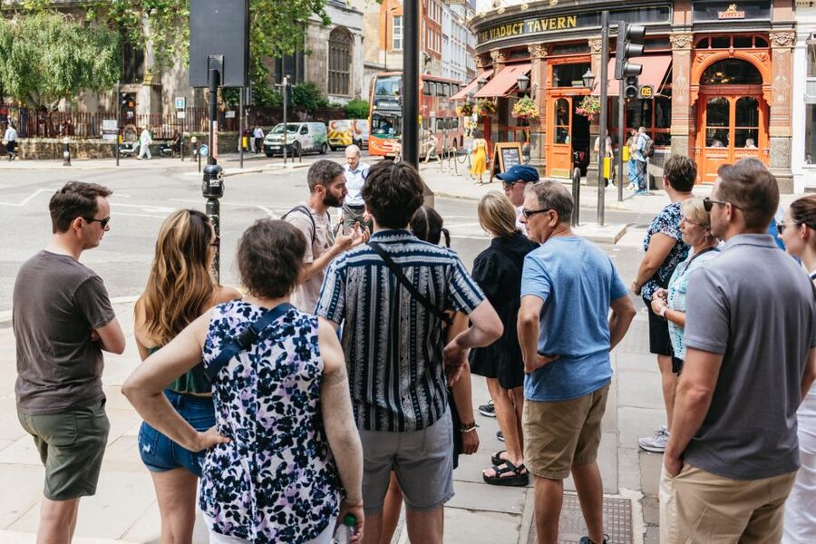 London: Historic Pubs of Central London Walking Tour - Panyer Alley starting point and the gentle 2-mile pace