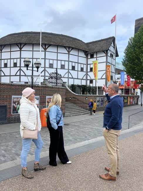 London: Iconic London Taxi Tour - Private 3 hour tour - St Paul’s, the Square Mile, and the Tower area