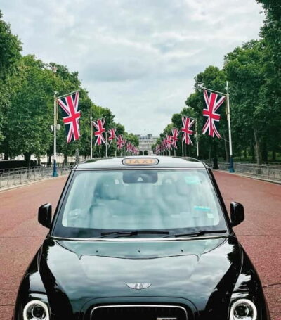 Iconic London Taxi Tour – Private 3 hour tour