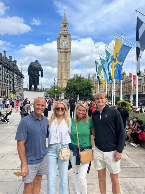 London: Iconic London Taxi Tour - Private 3 hour tour - Choose a theme so your stops match your interests