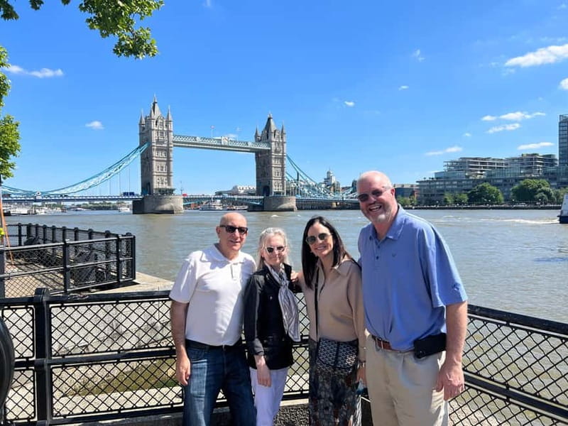 London: Iconic London Taxi Tour - Private 3 hour tour - Westminster and the power center, with quick guided breaks
