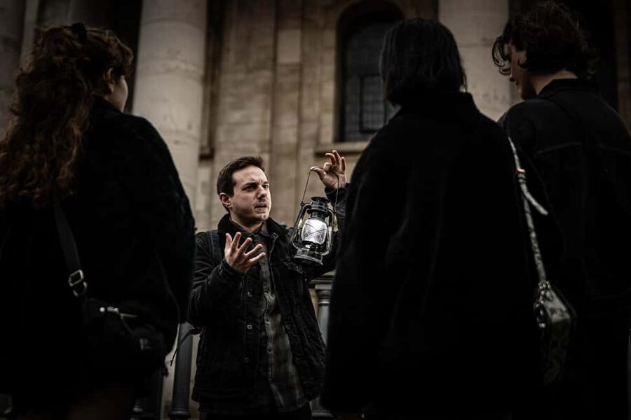 London: Interactive Jack the Ripper Walking Tour - Whitechapel on Foot: Real Crime Scenes and Victorian Context
