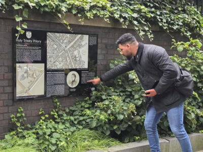 Jack the Ripper Tour with Historic Pub Stops