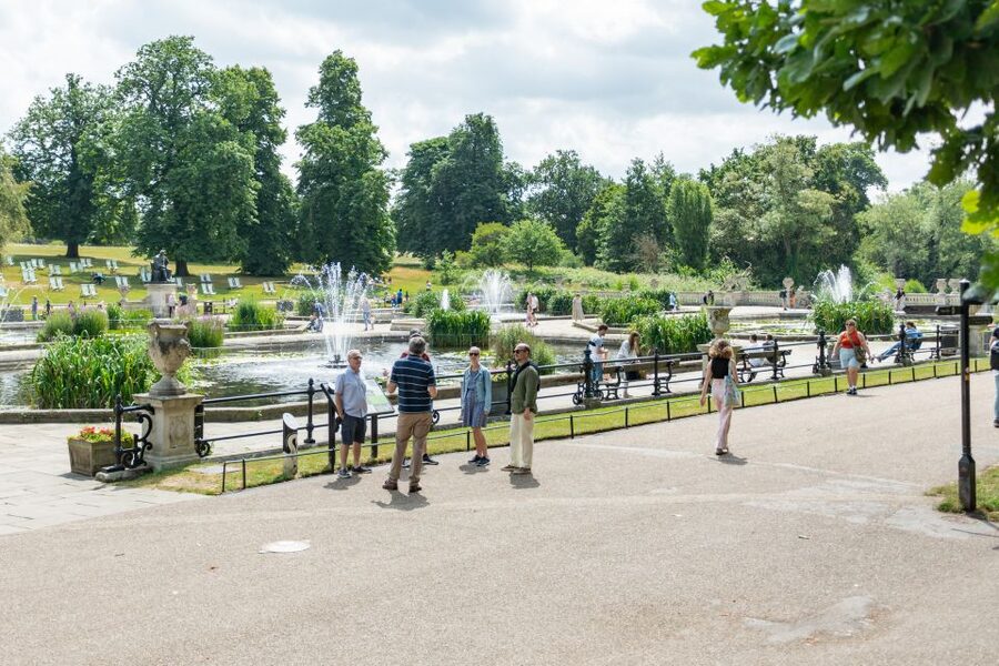 London: Kensington Palace Afternoon Tea & Guided Walk - Should You Book This Kensington Palace Afternoon Tea Tour?