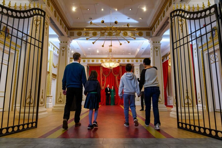 London: Madame Tussauds London - Dark fun in Chamber of Horrors and the dungeon vibe