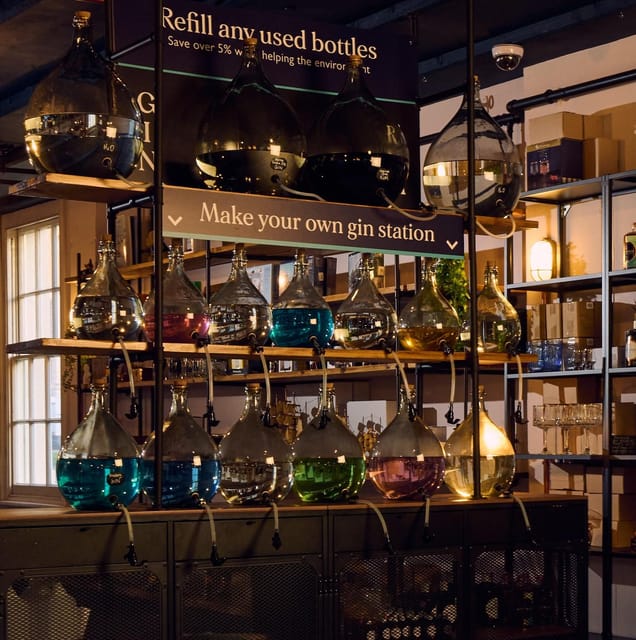 London: Make Your Own Gin Workshop with Take-home Bottle - The first 30 minutes: welcome G&T, then a quick guided start
