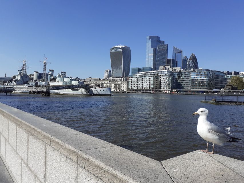 London: Medieval History Walking Tour from The Tower - Winchester Palace and Shakespeare’s Globe: politics, law, and theatre