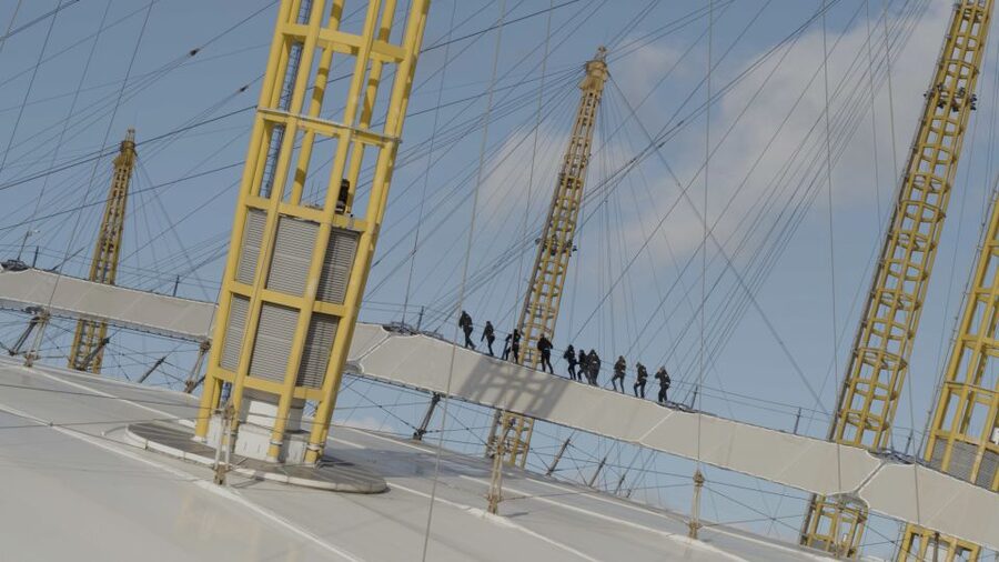 London: O2 Arena Rooftop Climbing Experience - Practical tips so your climb feels easier