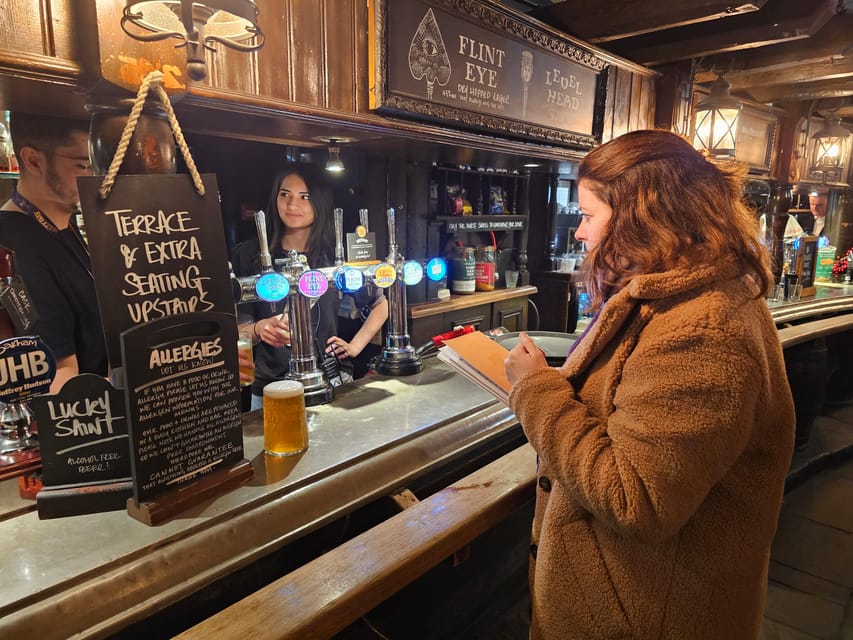 London: Pilgrims and Pirates Historical Pub Tour - Execution Dock, press gangs, smugglers taverns, and real consequences