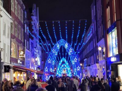 Private Christmas Lights and Markets Walking Tour