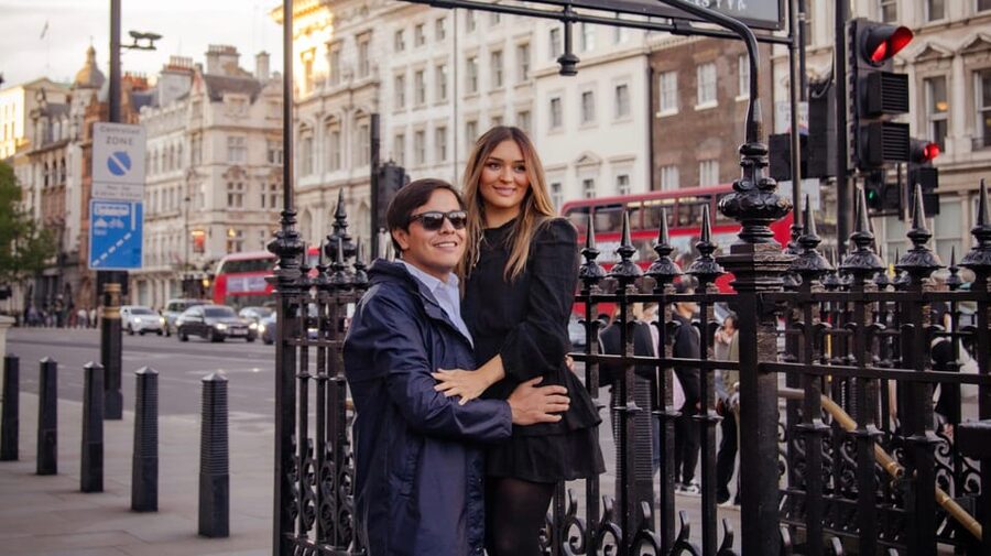 London: Private Photoshoot with Video Clip Option - What to bring, what to expect from the weather, and the one thing to plan