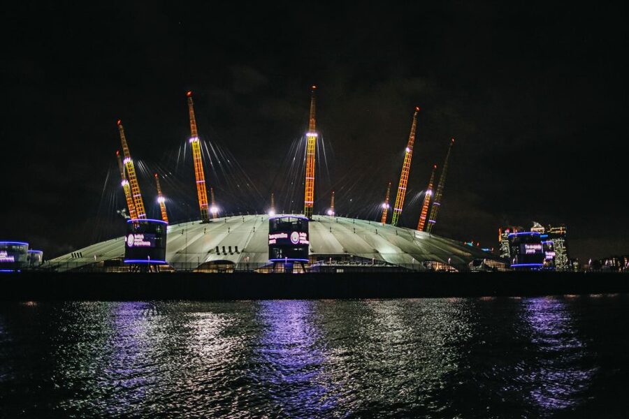 London: River Thames Dinner Cruise - Who this cruise is best for, and who should skip it