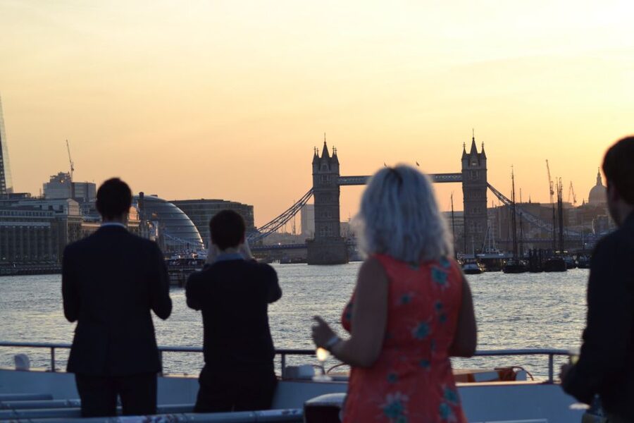 London: River Thames Evening Cruise with Bubbly and Canapés - Canapés and bubbly: included treats, common complaints, and how to plan