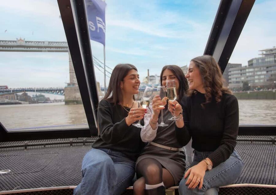 London River Thames Lunch Cruise - Should you book this Thames lunch cruise?