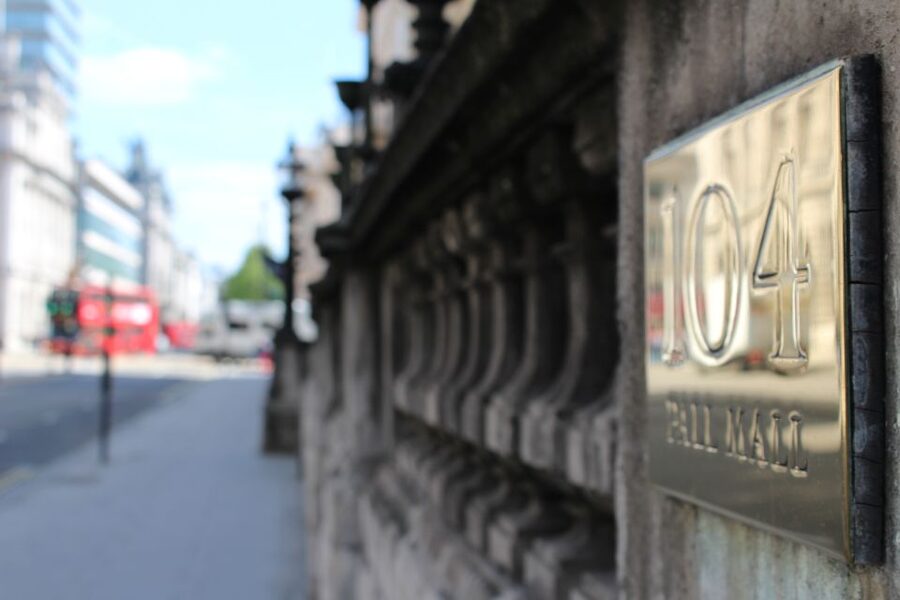 London: Sherlock Holmes-Themed Walking Tour - What makes the guides stand out, Spencer, Owen, Fiona, and more