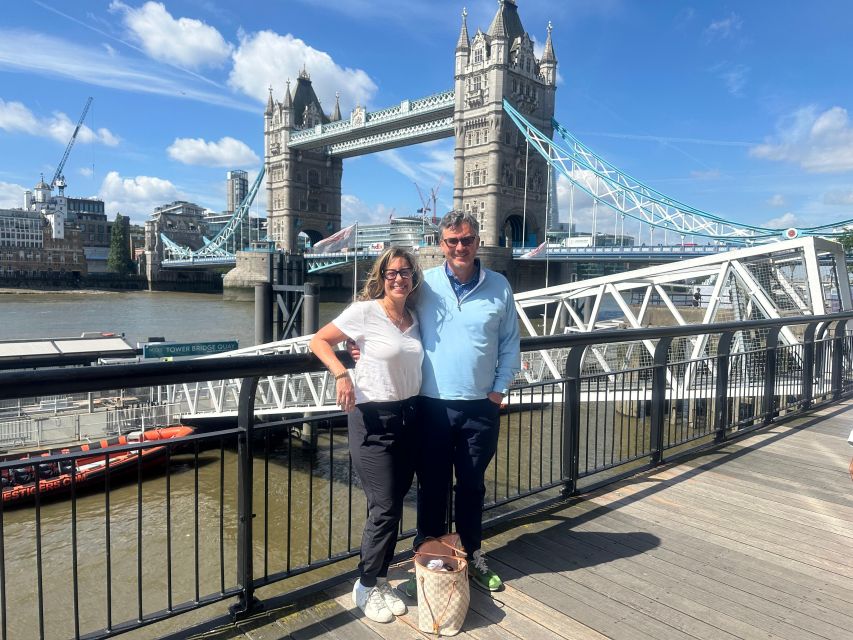 London: Sightseeing Black Cab Tour with Hotel Pickup - Hotel pickup in central London, and why it saves your energy