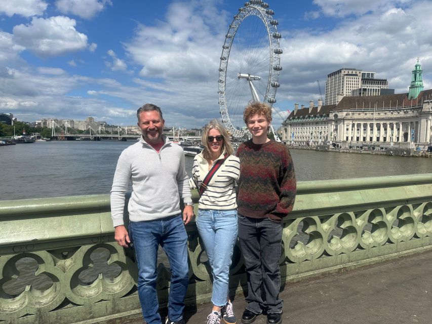 London: Sightseeing Black Cab Tour with Hotel Pickup - Big Ben, Parliament, and the Thames corridor for quick, dramatic photos