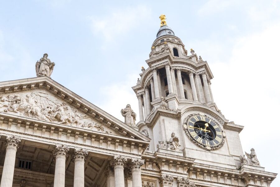 London: St Paul's Cathedral Entry Ticket - Crypt time: the tombs that turn the visit serious