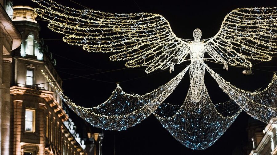 London: Tootbus Christmas Lights Tour incl walking tours - Should You Book the Tootbus Christmas Lights Tour?