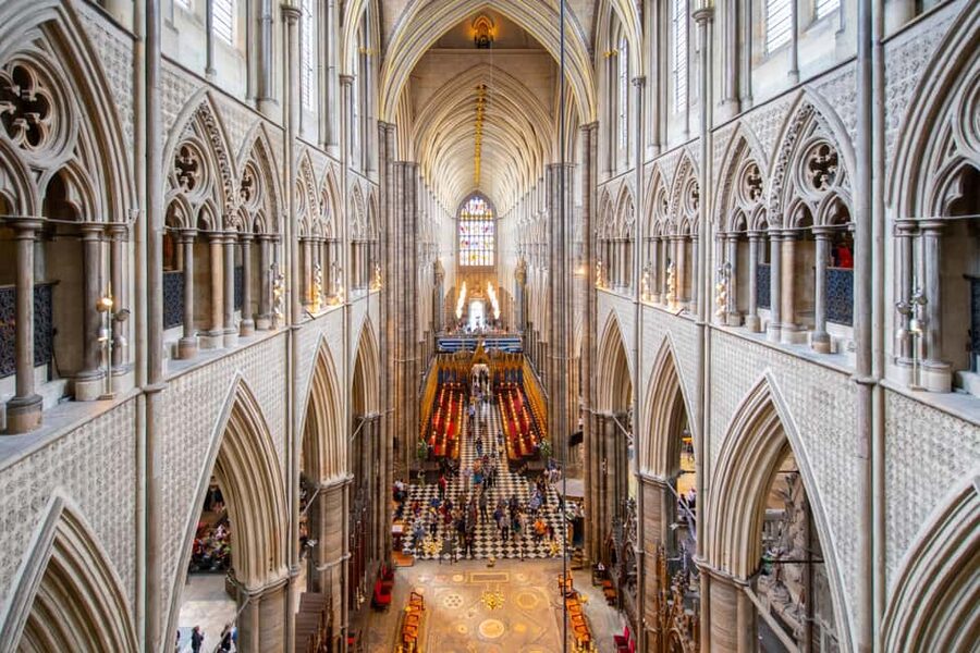 London: Westminster Abbey, Big Ben & Buckingham Guided Tour - The walking route in plain terms: time, pace, and group size
