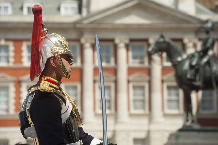 London: Westminster Abbey Priority Access & Guided City Tour - The Changing of the Guard Factor, What Is Included and What Depends on the Day