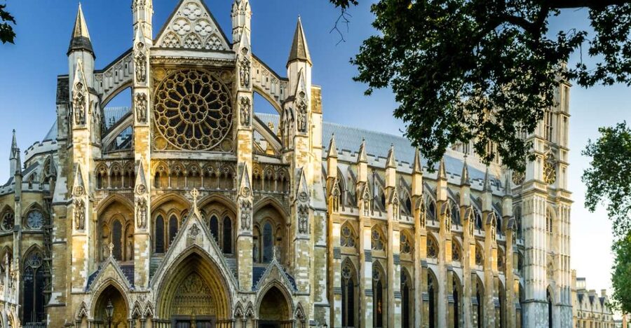London: Westminster Abbey Skip-the-line Entry & Guided Tour - How the guide experience actually shows up in your day