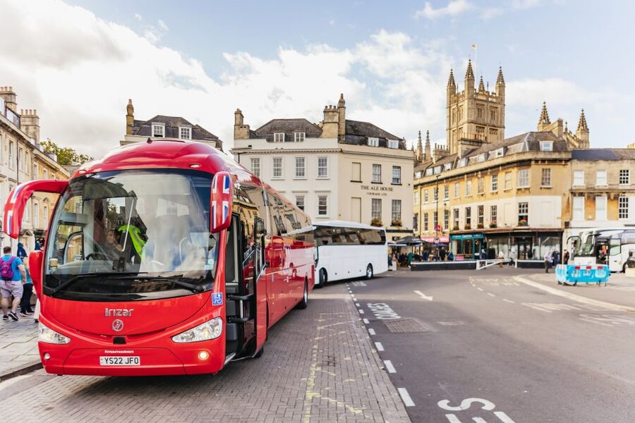 London: Windsor Castle, Stonehenge & Bath Full-Day Tour - Windsor Castle and Royal Berkshire, in One Coach-Fueled Day