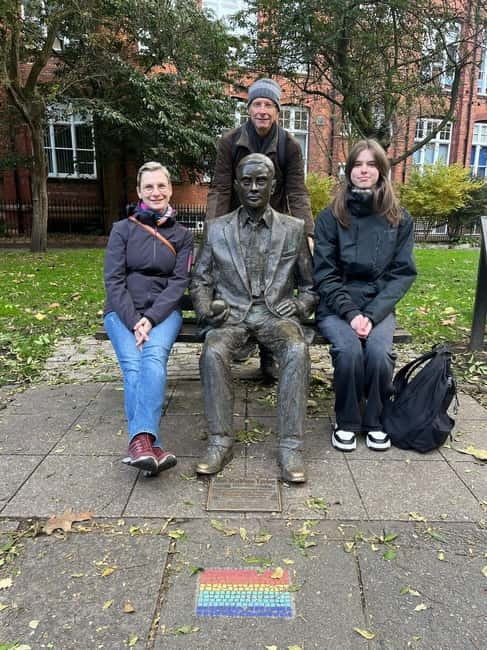 Manchester City Highlights Walking Tour - Sackville Gardens, Gay Village, and Manchester today