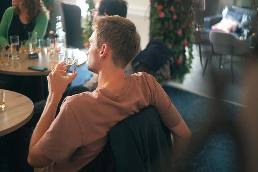 Oban: Classic Scottish Whisky Tasting - Mark’s Storytelling: History, Folklore, and the Why Behind the Glass