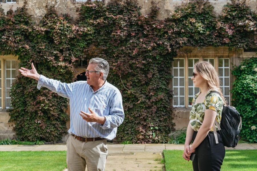 Oxford: City and University Tour, including college entry - Meeting at Trinity College, then getting your Oxford bearings fast