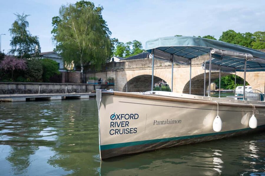 Oxford: Guided Sightseeing River Cruise - Should you book Oxford: Guided Sightseeing River Cruise?
