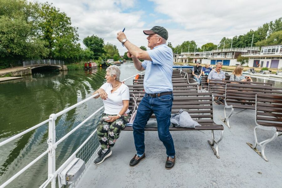 Oxford: River Thames Sightseeing Cruise - Should you book the Oxford Thames sightseeing cruise?