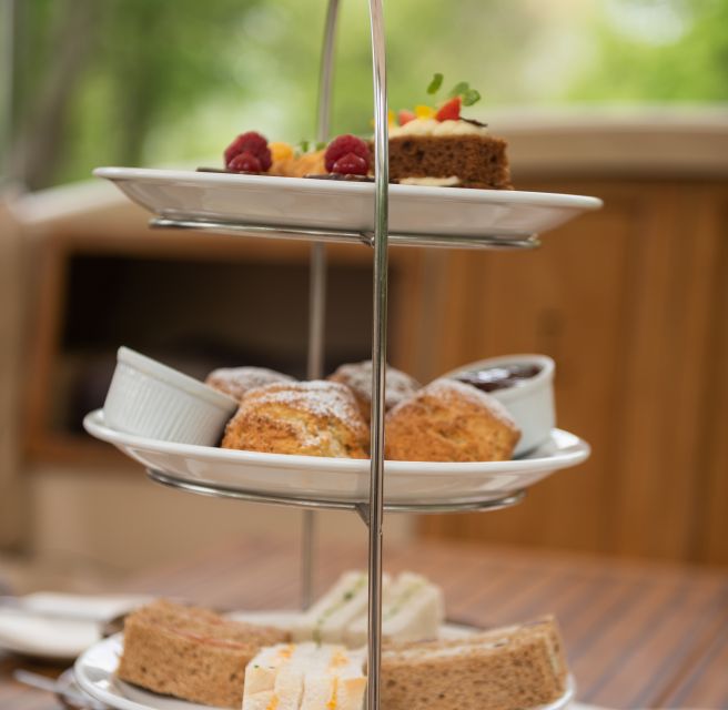 Oxford: Sightseeing River Cruise with Afternoon Tea - Key things that make this cruise special