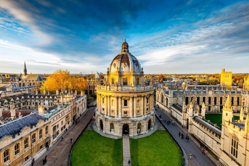 Oxford Walking Tour: Magic, University & Harry Potter Sites - Start at Theo’s Café, then let the magic change how you see Oxford