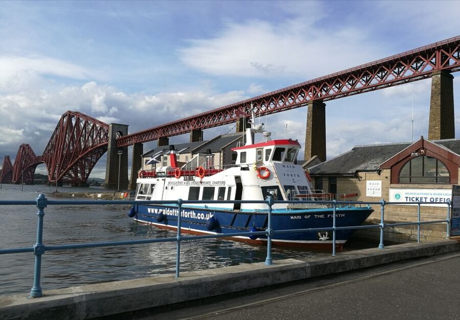 Queensferry: Maid of the Forth 1.5-Hour Sightseeing Cruise - Why the Forth Bridges look bigger from the water