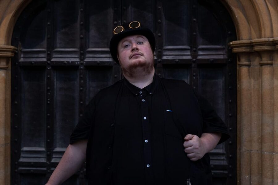 Shadows of York: Ghost Walk and Horrible History. - Who this tour suits best, and who should consider alternatives