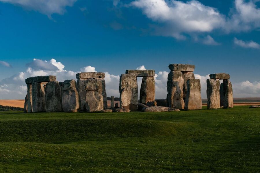 Southampton: Cruise Transfer to London via Stonehenge - Getting to Stonehenge in comfort: the air-conditioned bus factor