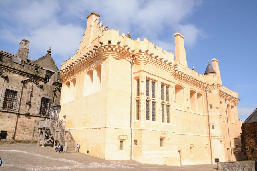 Stirling Castle: Skip-the-Line Guided Tour in Spanish - Stirling Castle in 90 Minutes, and why you should care